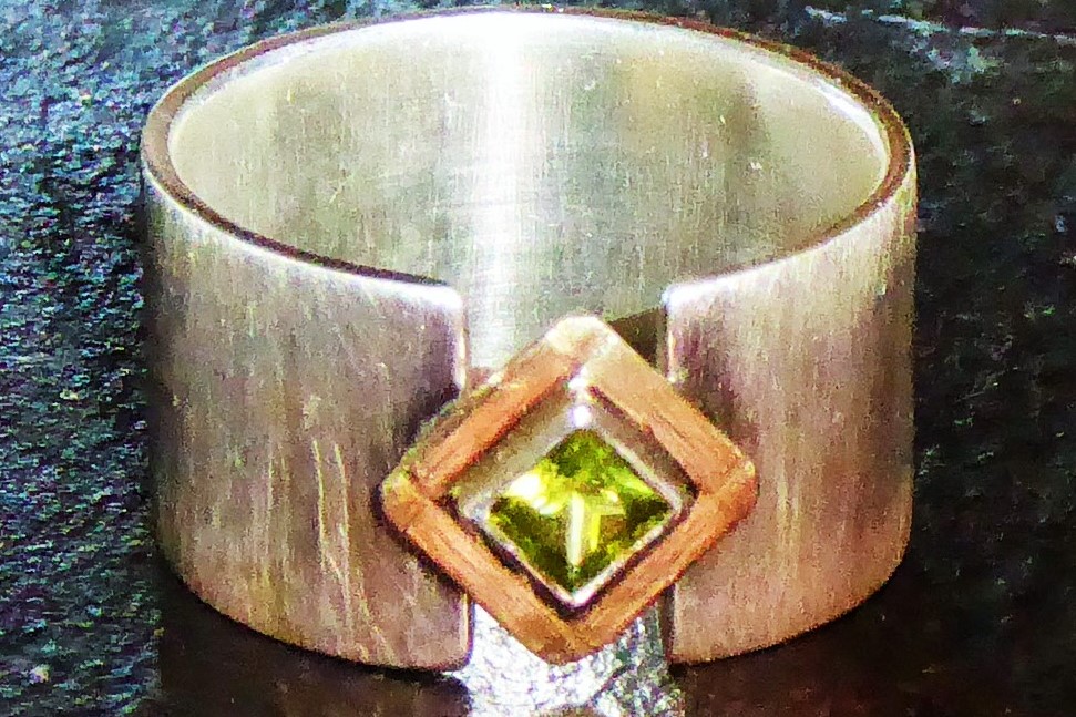 Peridot-Silber-/Goldring