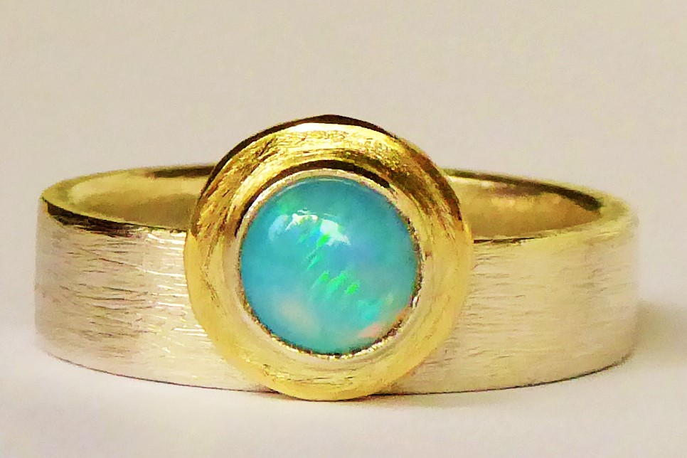 AA-Welo-Opal Silber + 585 Gold Ring